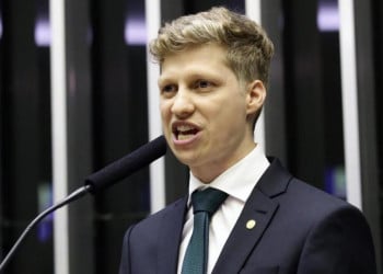 Marcel van Hattem faz discurso histórico na Câmara dos Deputados