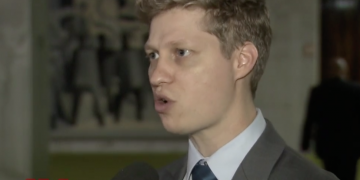 Câmara derruba projeto que restringe atuação de auditores fiscais