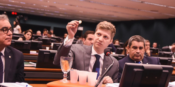 Marcel van Hattem denuncia manobra da oposição na CCJ