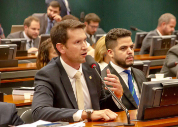 Gilson Marques protocola projeto que dá liberdade para o trabalhador investir seu FGTS