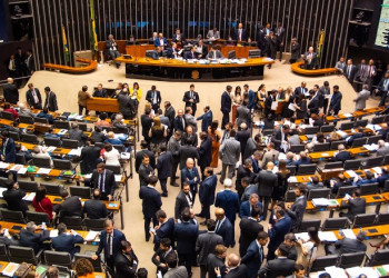 Câmara aprova ampliação do uso do Fundo Partidário e impede devolução do Fundo Eleitoral