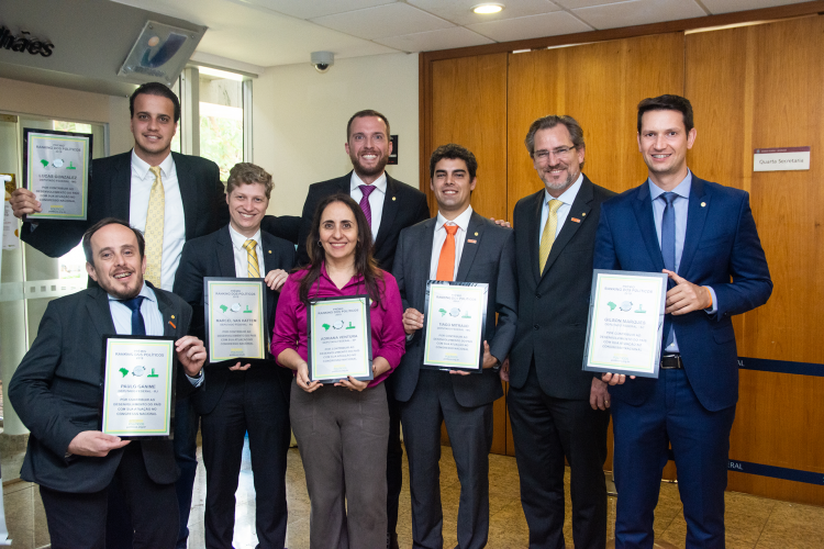 NOVO na Câmara faz história e conquista primeiras posições no Prêmio Ranking dos Políticos NOVO na Câmara faz história e conquista primeiras posições no Prêmio Ranking dos Políticos