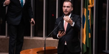 Banda Larga: Substitutivo do NOVO é aprovado, garantindo mais inclusão