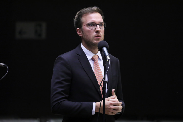 Medida garante acessibilidade a pessoas com deficiência em salas de cinema Medida garante acessibilidade a pessoas com deficiência em salas de cinema