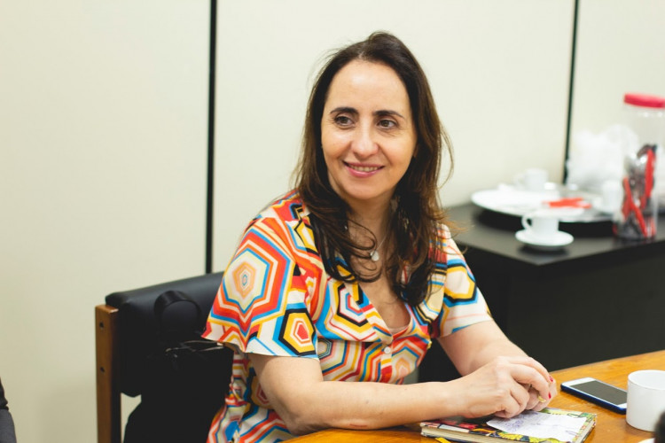 Deputada quer duplicar penas por corrupção na pandemia Deputada quer duplicar penas por corrupção na pandemia