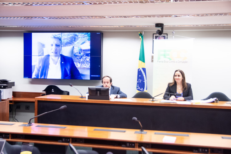 Bancada do NOVO apresenta nove projetos de combate à corrupção Bancada do NOVO apresenta nove projetos de combate à corrupção