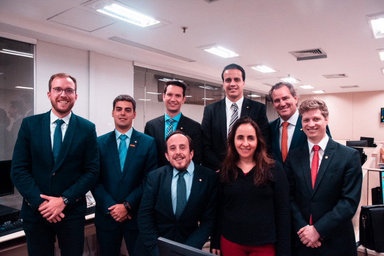 Bancada do NOVO economiza mais de R$ 17 milhões em um ano e meio