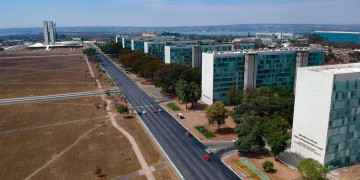 Deputados do NOVO cobram fiscalização de emendas parlamentares em ministérios