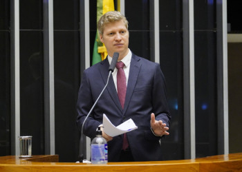 Câmara aprova revogação da lei de Segurança Nacional