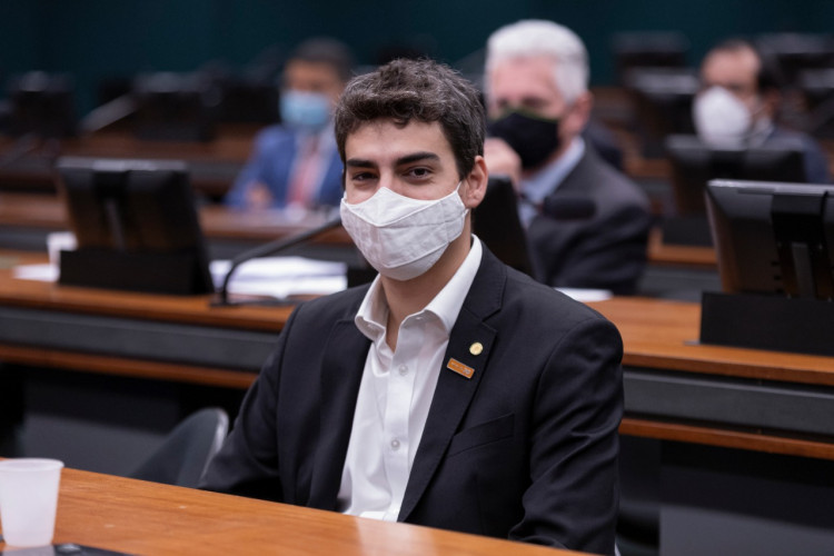 Tiago Mitraud afirma que Reforma Administrativa é o primeiro passo para moralizar o serviço público Tiago Mitraud afirma que Reforma Administrativa é o primeiro passo para moralizar o serviço público