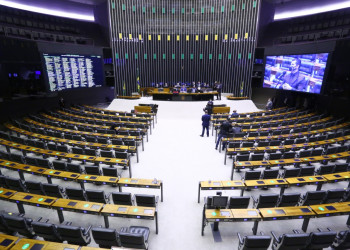 Câmara cassa mandato de Flordelis