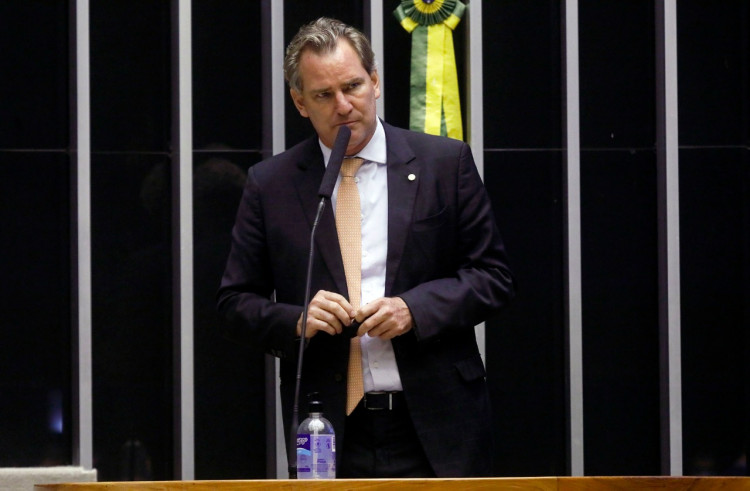 Aprovada MP que institui Novo Programa Emergencial de Manutenção do Emprego e da Renda