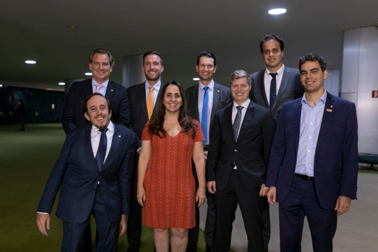 Reforma Administrativa é aprovada na Comissão Especial Reforma Administrativa é aprovada na Comissão Especial