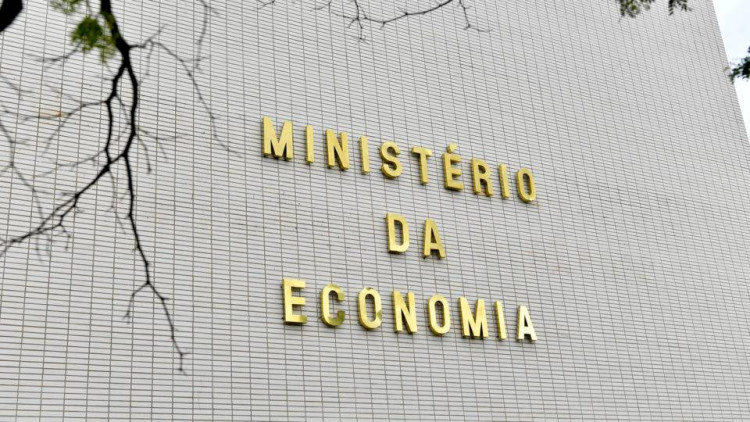 Bancada do NOVO cobra respostas da Economia sobre denúncia contra Michelle Bolsonaro Bancada do NOVO cobra respostas da Economia sobre denúncia contra Michelle Bolsonaro