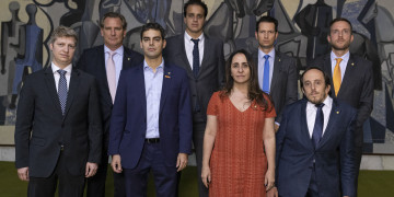 Bancada do Novo questiona GSI sobre incoerência de versões sobre relatórios de caso Flávio