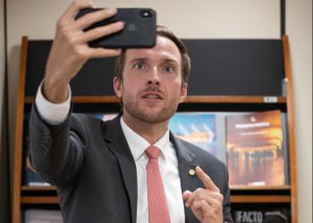 Bolsonaro divulga vídeo de deputado youtuber sobre Previdência