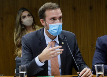 Deputados pedem ao TCU parecer sobre Orçamento de 2021, que pode paralisar governo