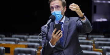 Novo vai ao STF para impedir ‘farra’ com emendas de bancada