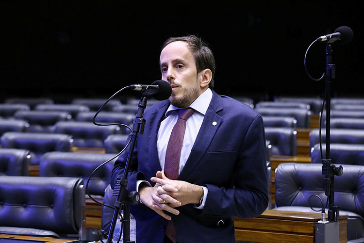 Câmara aprova projeto que muda regras do orçamento secreto Câmara aprova projeto que muda regras do orçamento secreto