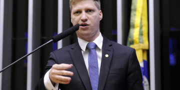 Câmara pode votar emenda do NOVO para devolução do Fundo Partidário