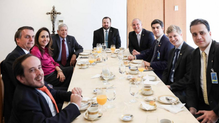 Como o Partido Novo virou o queridinho do presidente Bolsonaro