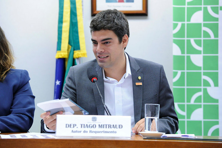 Conselhos profissionais são elo perdido da reforma trabalhista Conselhos profissionais são elo perdido da reforma trabalhista
