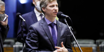 Leitura do relatório da Previdência será terça