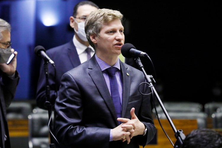 Leitura do relatório da Previdência será terça