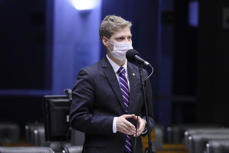 Para líder do Novo, Bolsonaro está demorando para defender Previdência em redes Para líder do Novo, Bolsonaro está demorando para defender Previdência em redes