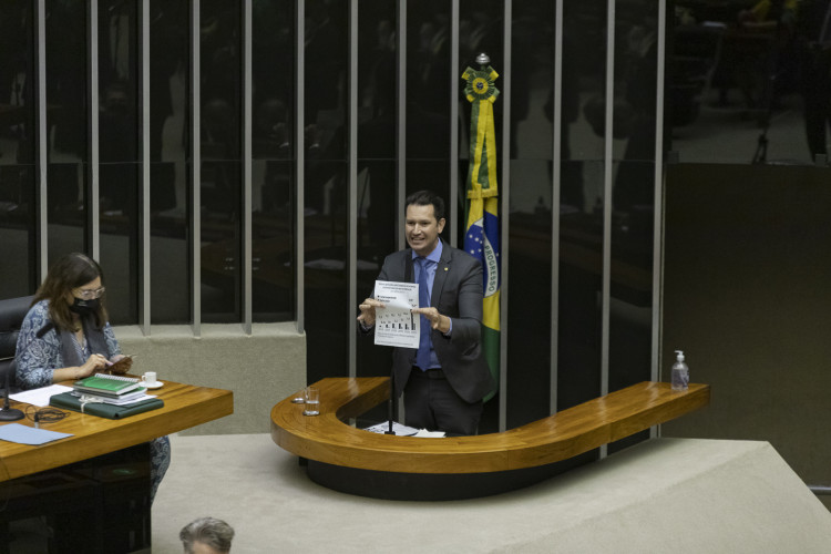 Câmara aprova em 1º turno texto principal da nova PEC dos Precatórios Câmara aprova em 1º turno texto principal da nova PEC dos Precatórios