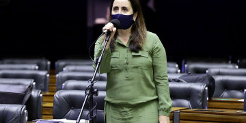 Centrão age e faz pressão por fundo eleitoral de R$ 5,7 bi em 2022