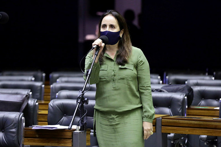 Centrão age e faz pressão por fundo eleitoral de R$ 5,7 bi em 2022 Centrão age e faz pressão por fundo eleitoral de R$ 5,7 bi em 2022