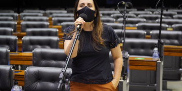 Comissão ignora STF e mantém R$ 16,2 bi em emendas de relator para 2022