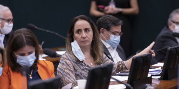 Partidos manobram, e votação de relatório da PEC da prisão após a 2ª instância é adiada