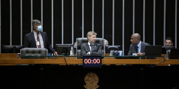 Plenário aprova cooperação em ciência e tecnologia com Israel