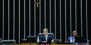 Deputado do NOVO diz que apoiará reforma tributária do governo se ela “descomplicar sistema e diminuir impostos”