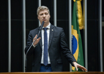 Deputado já tem quase 100 assinaturas para pedido de CPI do Abuso de Autoridade