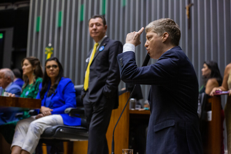 Para deputado, decisão de Toffoli sobre Marco da Internet mostra ‘despeito’ Para deputado, decisão de Toffoli sobre Marco da Internet mostra ‘despeito’