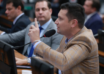 DEPUTADOS aprovam Projeto de lei que determina PERDA DE HERANÇA para herdeiro após sentença definitiva; ENTENDA