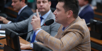 DEPUTADOS aprovam Projeto de lei que determina PERDA DE HERANÇA para herdeiro após sentença definitiva; ENTENDA