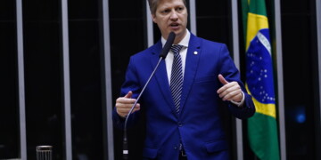 Oposição aciona STF contra aprovação da MP dos Ministérios no Congresso