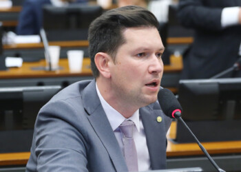 Câmara aprova urgência da minirreforma eleitoral com rejeição de apenas dois partidos