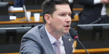 Câmara aprova urgência da minirreforma eleitoral com rejeição de apenas dois partidos