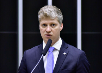 NOVO apresenta projeto para impedir juízes de julgarem causas de escritórios de familiares