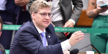 Marcel Van Hattem: “Lula é ladrão, deveria estar na cadeia não no Palácio do Planalto”