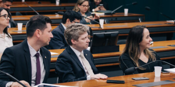 Partido Novo pede extinção da Procuradoria Nacional da União de Defesa da Democracia