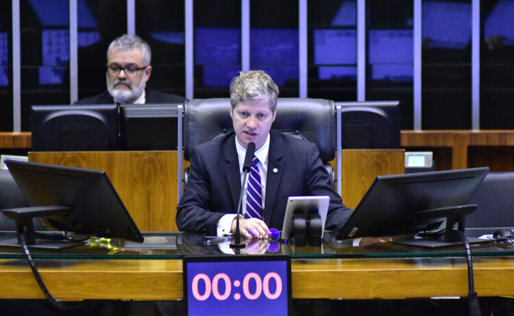 ‘STF notabiliza-se por ajudar a criminalidade’, acusa deputado