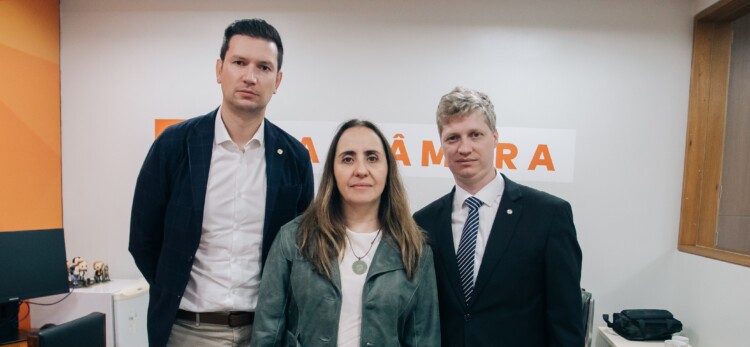 Novo aciona TCU e Justiça para barrar importação de 300 toneladas de arroz Novo aciona TCU e Justiça para barrar importação de 300 toneladas de arroz