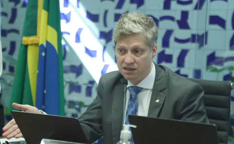 ‘Apuração no Cade sobre leilão do arroz se dá pela grande suspeita de formação de cartel’, diz van Hattem ‘Apuração no Cade sobre leilão do arroz se dá pela grande suspeita de formação de cartel’, diz van Hattem