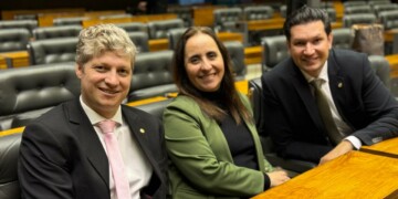 Congresso prepara contra-ataque à ameaça de STF e PGR pelo fim de emendas PIX e de comissão